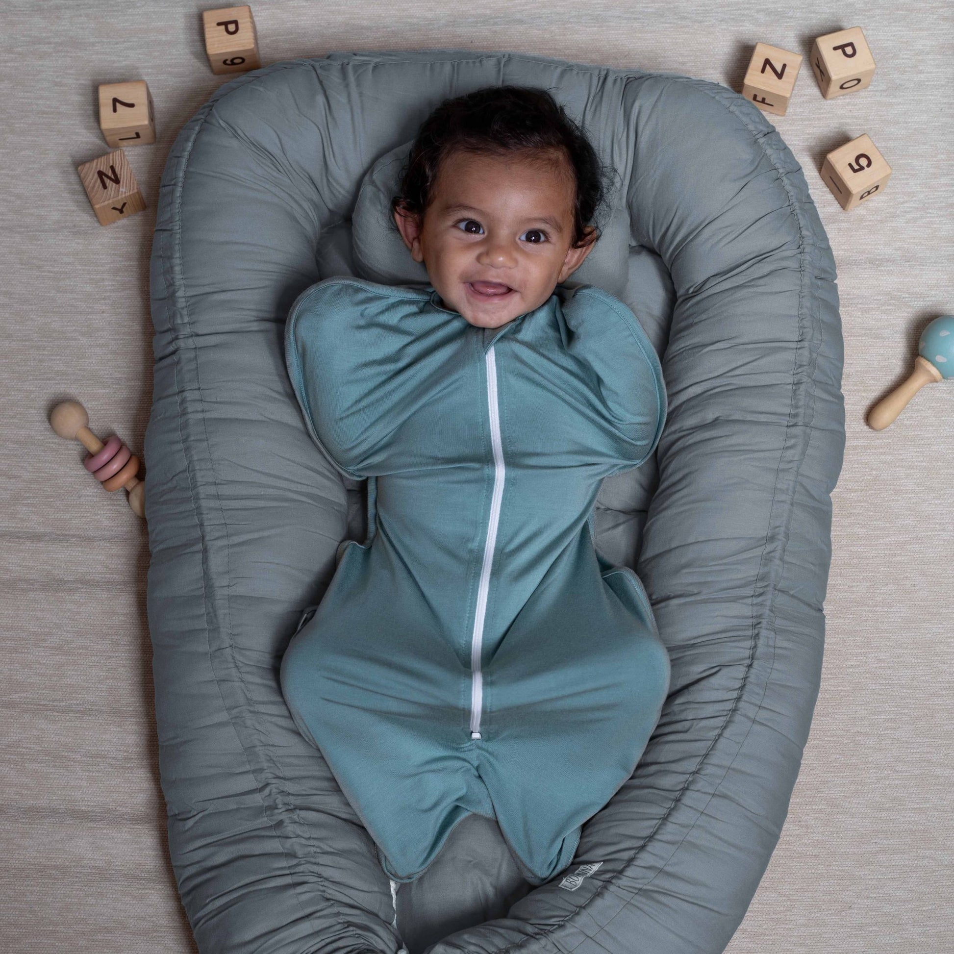 Best Swaddle in Singapore Elly Milley Zip Baby Organic Air